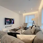 Charming Relaxing 3 Bedroom Apartment Walk To Tube